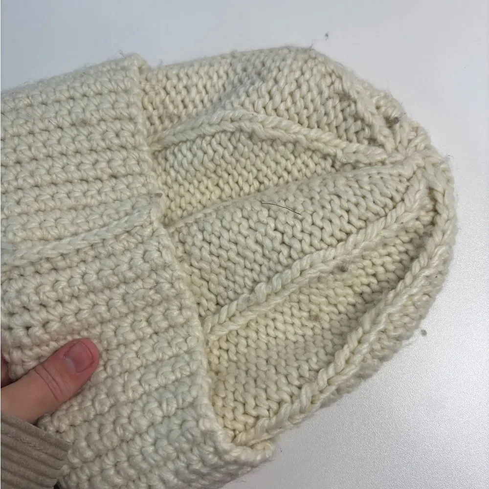 GAP Cozy Cream Knit Beanie